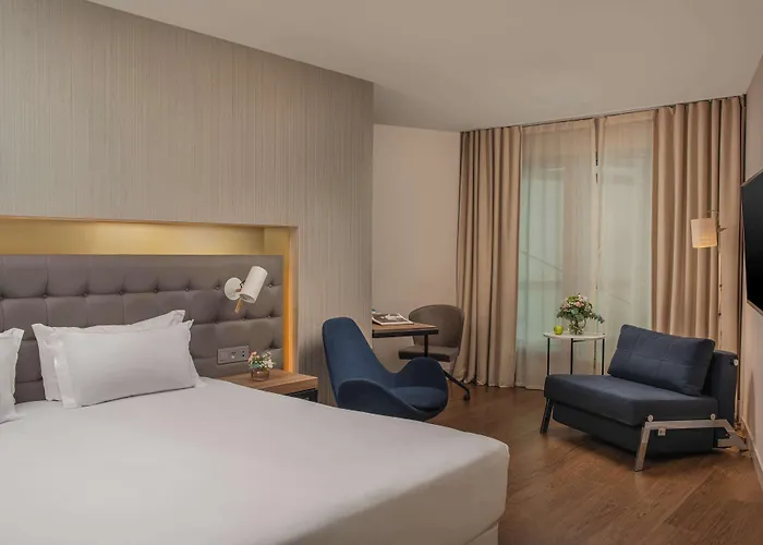 Nh Lyon Airport